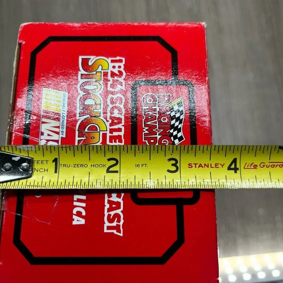 1995 Racing Champions NASCAR #6 Mark Martin Valvoline StockCar Diecast 1:24 - Picture 7 of 9